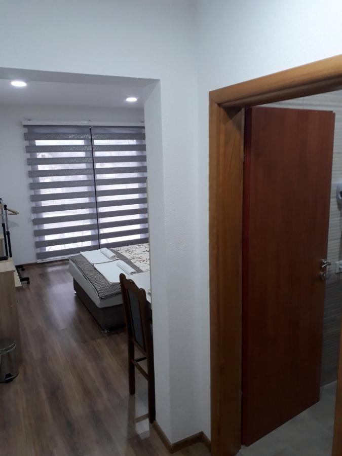 Apartments Karic Aerodrom Tuzla Dubrave Gornje Dış mekan fotoğraf
