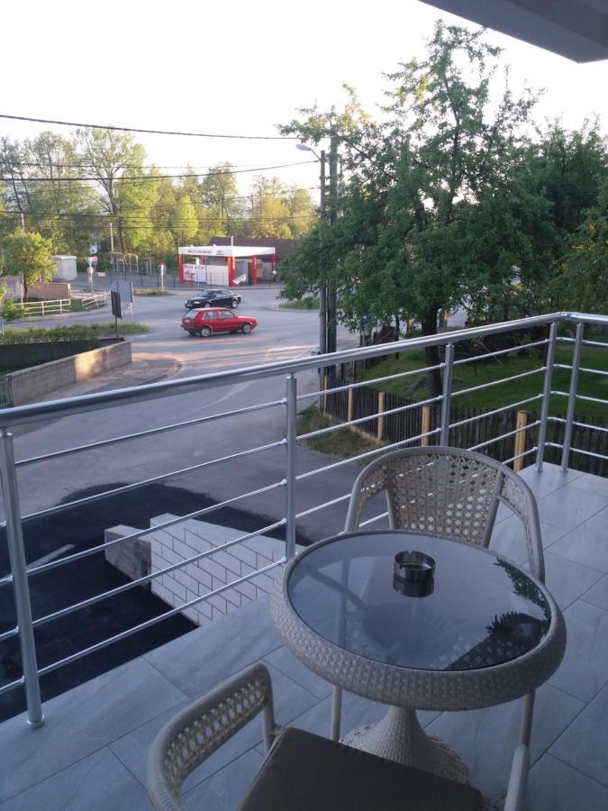 Apartments Karic Aerodrom Tuzla Dubrave Gornje Dış mekan fotoğraf