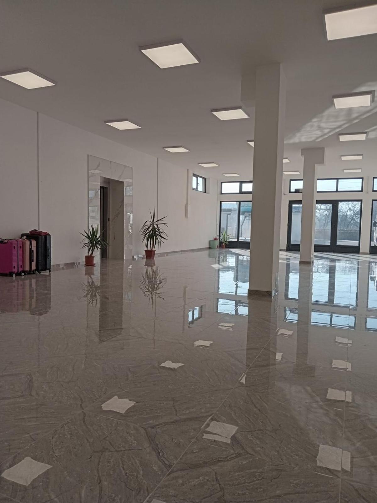 Apartments Karic Aerodrom Tuzla Dubrave Gornje Dış mekan fotoğraf