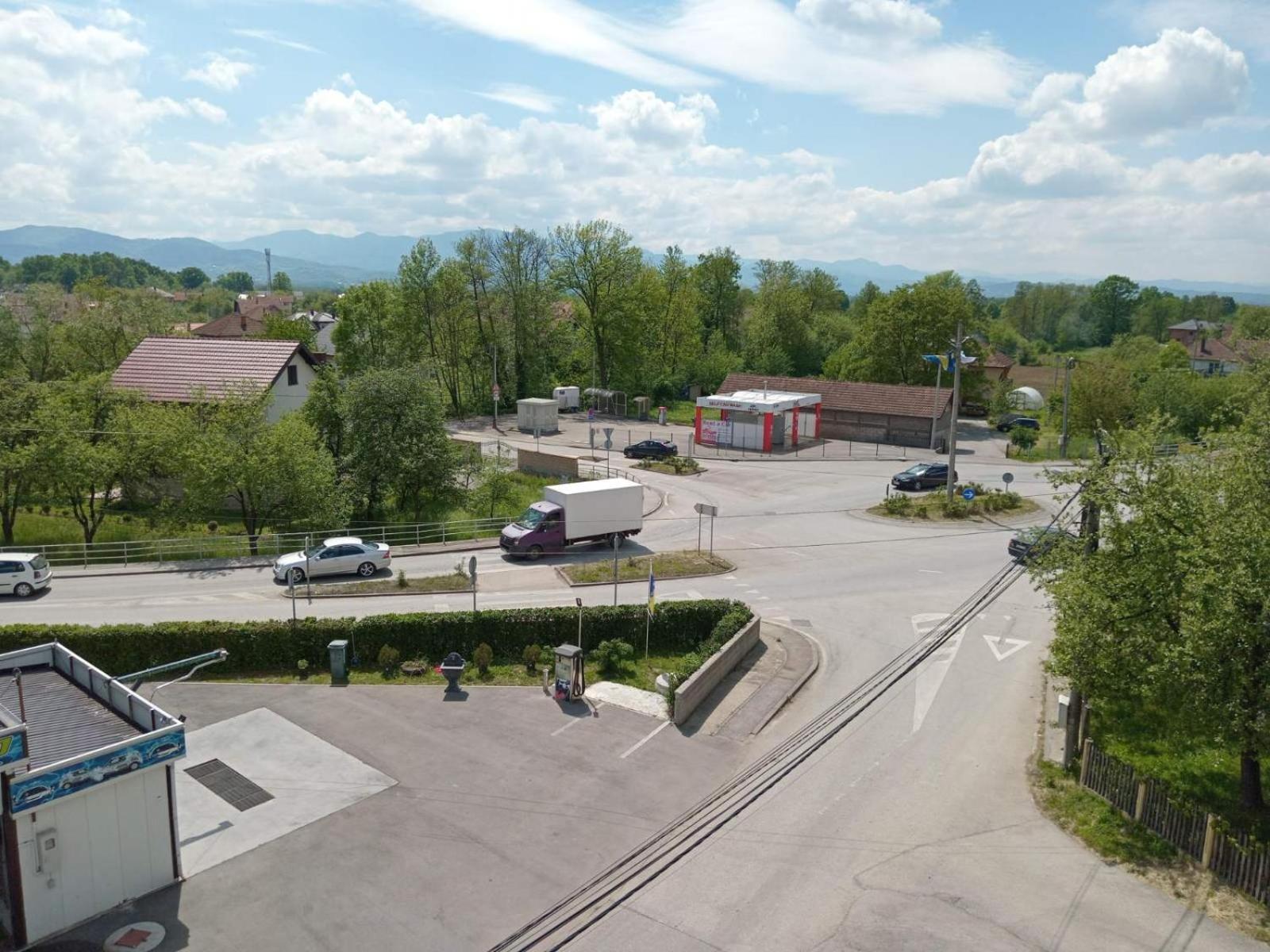 Apartments Karic Aerodrom Tuzla Dubrave Gornje Dış mekan fotoğraf